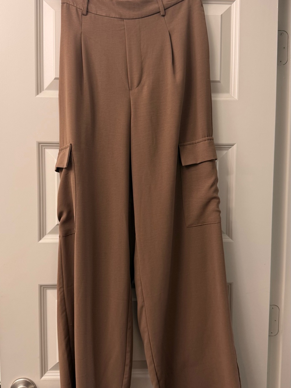 Sweet Rain Wide-Leg Cargo Pants in Warm Brown